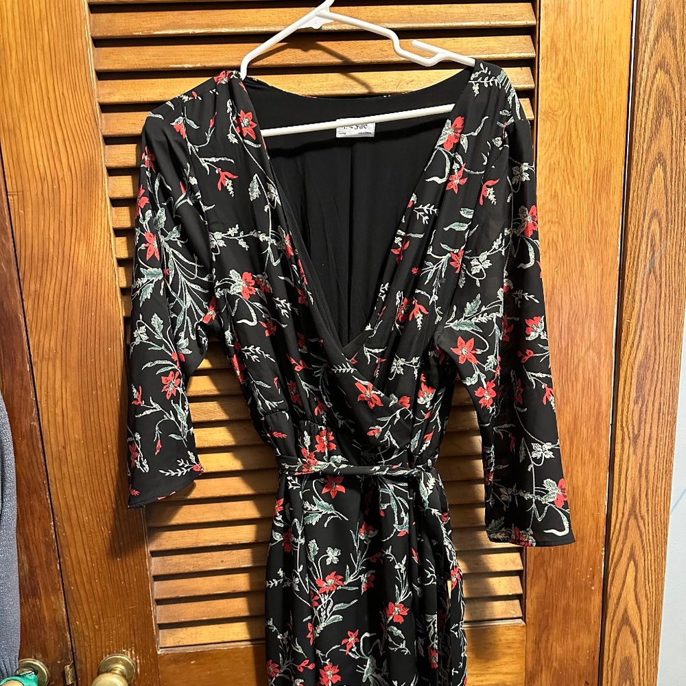 Love, Sadie floral tie front dress